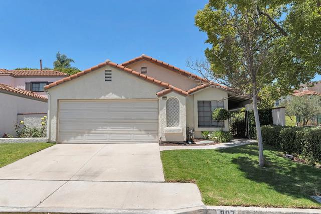 807 Links View Dr, Simi Valley, CA 93065
