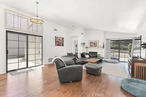Living - 807 Links View Dr, Simi Valley, CA 93065 photo 1 of 4