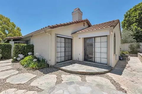 Exterior - 807 Links View Dr, Simi Valley, CA 93065 photo 3 of 8