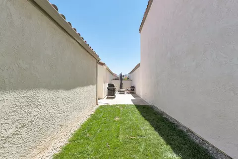Exterior - 807 Links View Dr, Simi Valley, CA 93065 photo 6 of 8
