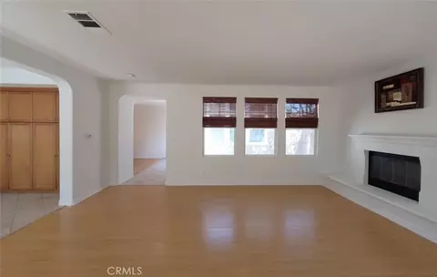 Living - 3465 Sweetgrass, Simi Valley, CA 93065 photo 4 of 7