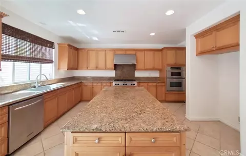 Kitchen - 3465 Sweetgrass, Simi Valley, CA 93065 photo 2 of 3