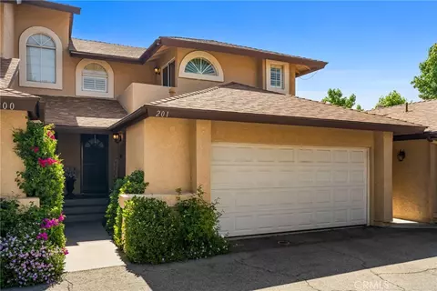 22914 Banyan Pl #201, Santa Clarita, CA 91390