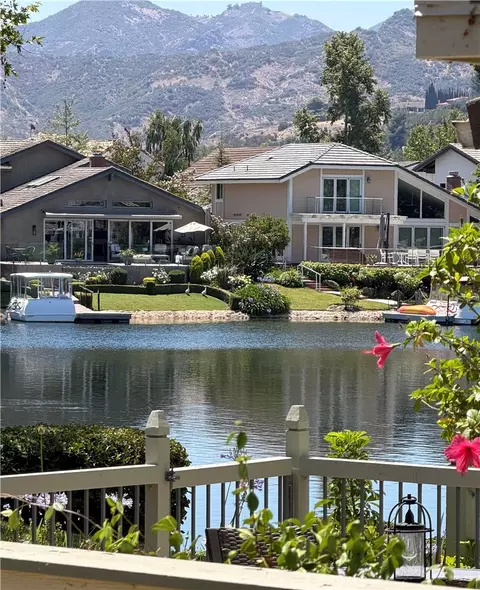 1160 S Westlake Blvd #A, Westlake Village, CA 91361
