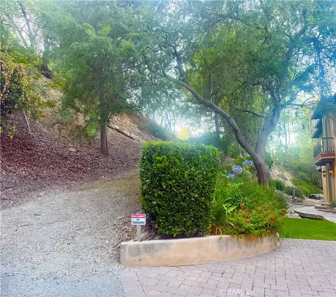 4551 Lindley Ave, Tarzana, CA 91356