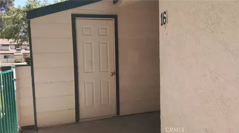 Exterior - 44460 15th St E #16, Lancaster, CA 93535 photo 2 of 2