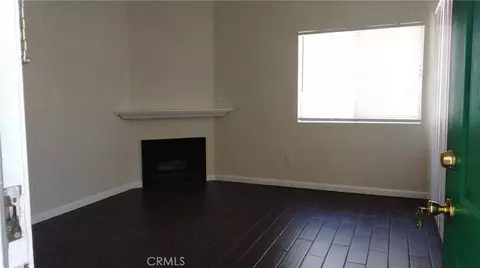 Living - 44460 15th St E #16, Lancaster, CA 93535 photo 1 of 1