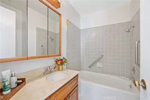 Bath - 213 E Floral Ave, Arcadia, CA 91006 photo 1 of 2