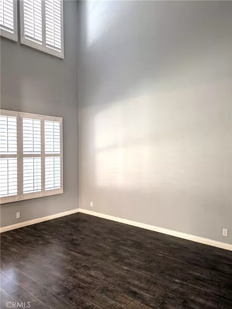 Living - 550 Lorabel Way #C, Simi Valley, CA 93065 photo 1 of 7