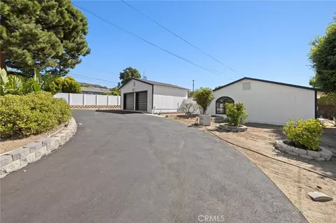 Exterior - 450 W W Loop, Camarillo, CA 93010 photo 6 of 13