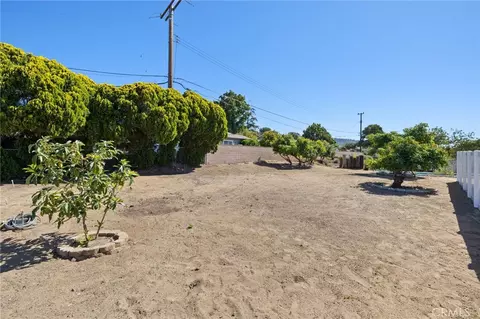 Exterior - 450 W W Loop, Camarillo, CA 93010 photo 10 of 13