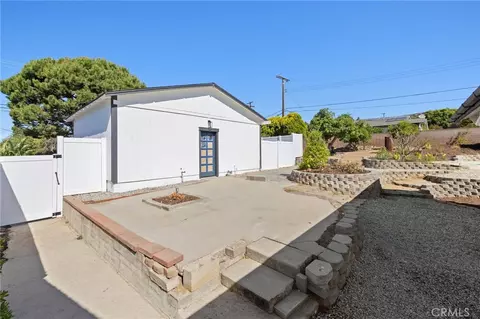 Exterior - 450 W W Loop, Camarillo, CA 93010 photo 7 of 13
