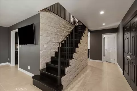 Entry Way - 3032 Gardner St, Simi Valley, CA 93065 photo 2 of 4