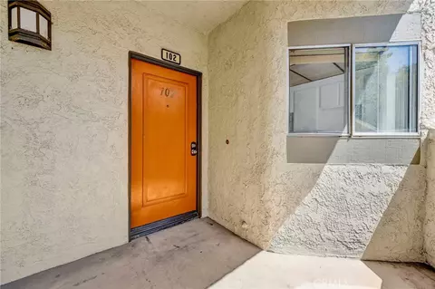 Entry Way - 3210 Darby St #102, Simi Valley, CA 93063 photo 1 of 2
