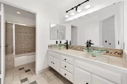 Bath - 3210 Darby St #102, Simi Valley, CA 93063 photo 1 of 2
