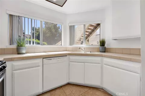 Kitchen - 3210 Darby St #102, Simi Valley, CA 93063 photo 2 of 2