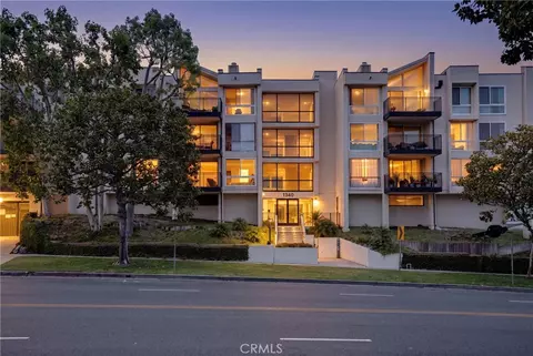 1340 S Beverly Gln #211, Los Angeles, CA 90024