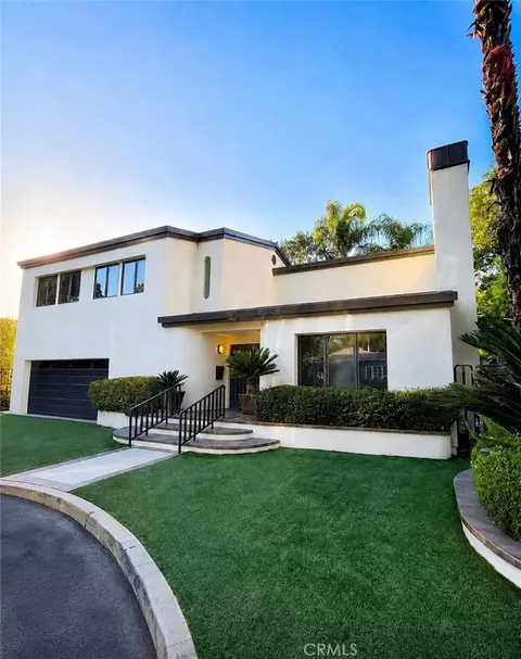 12023 Laurel Ln, Studio City, CA 91604