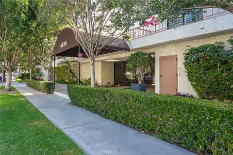 4454 Ventura Cyn #105, Sherman Oaks, CA 91423