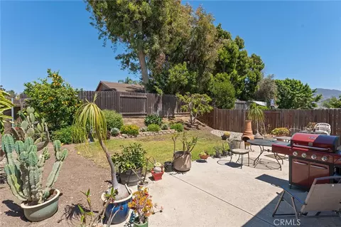Exterior - 784 Hillcrest Dr, Camarillo, CA 93012 photo 3 of 5