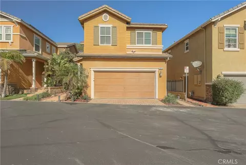 28215 Clementine Dr, Saugus, CA 91350