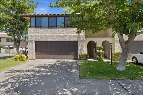 40019 Bluebird Ln, Palmdale, CA 93551