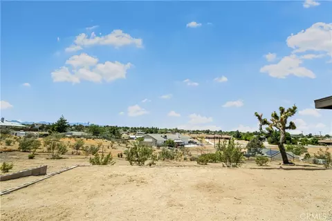 Exterior - 11694 Pepper St, Hesperia, CA 92345 photo 12 of 12
