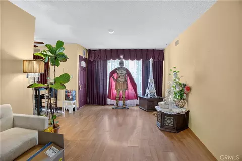 Living - 16042 Kittridge, Van Nuys, CA 91406 photo 3 of 3