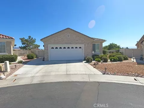 19611 Castle Harbor Ct, Apple Valley, CA 92308