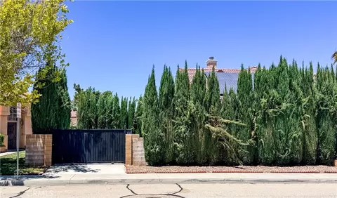 Exterior - 44333 Shad, Lancaster, CA 93536 photo 5 of 9