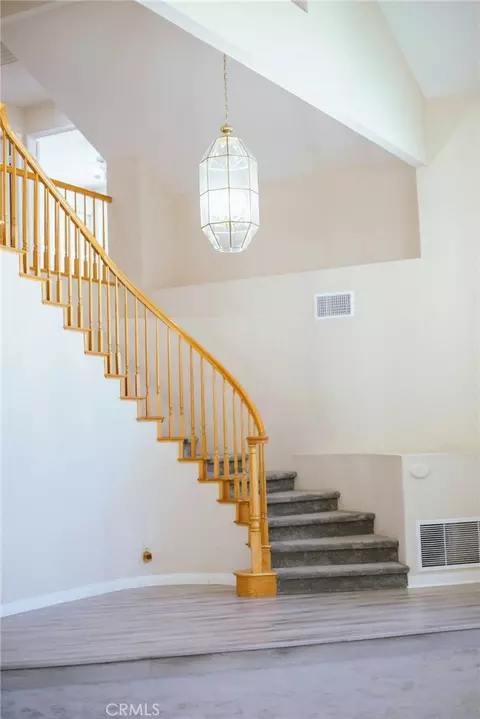 Entry Way - 44333 Shad, Lancaster, CA 93536 photo 3 of 4