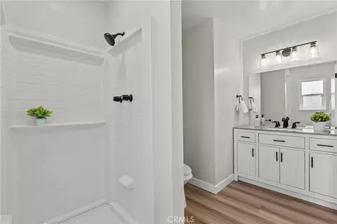 Bath - 44938 Lorimer, Lancaster, CA 93534 photo 3 of 6