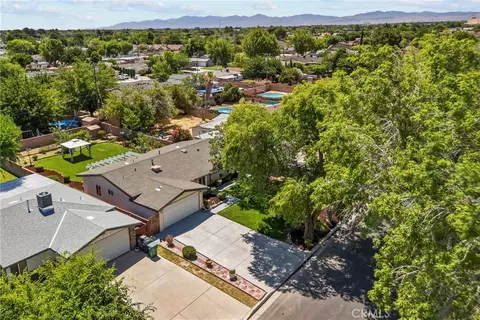 View/Area - 44938 Lorimer, Lancaster, CA 93534 photo 1 of 3
