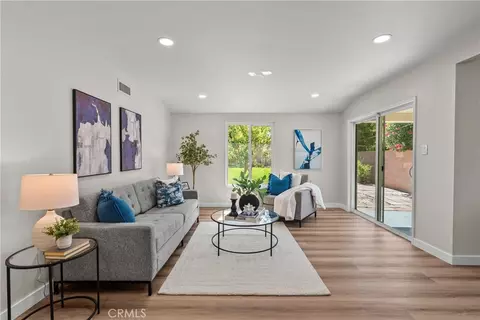 Living - 44938 Lorimer, Lancaster, CA 93534 photo 2 of 4