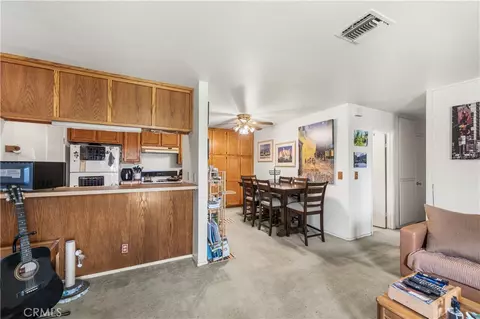 Dining - 995 Vallejo, Simi Valley, CA 93065 photo 1 of 3