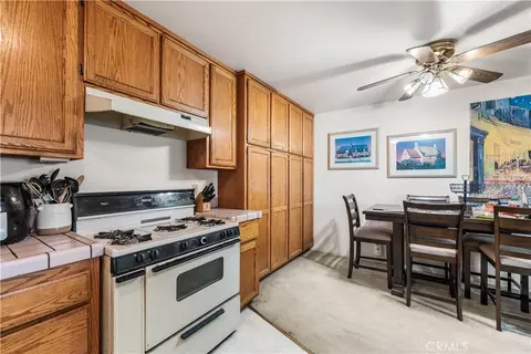 Kitchen - 995 Vallejo, Simi Valley, CA 93065 photo 4 of 4