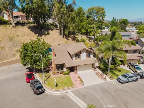View/Area - 1063 Corbett Ln, Simi Valley, CA 93065 photo 2 of 6
