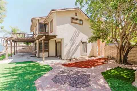 Exterior - 1063 Corbett Ln, Simi Valley, CA 93065 photo 8 of 12