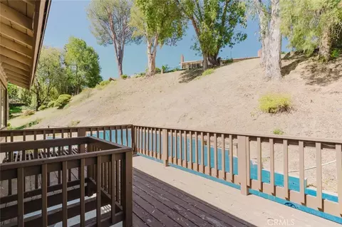 Exterior - 1063 Corbett Ln, Simi Valley, CA 93065 photo 6 of 12