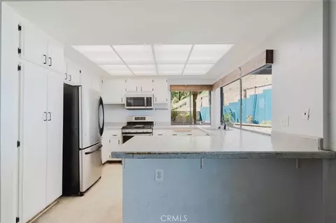 Kitchen - 1063 Corbett Ln, Simi Valley, CA 93065 photo 1 of 5