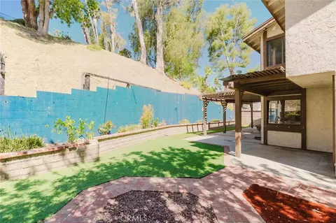 Exterior - 1063 Corbett Ln, Simi Valley, CA 93065 photo 10 of 12