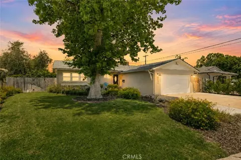 22334 Criswell St, Woodland Hills, CA 91303