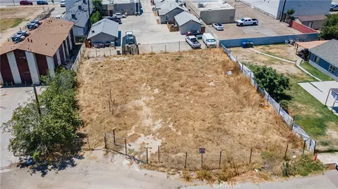 127 K, Bakersfield, CA 93304