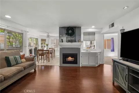 19814 Sandpiper Pl #29, Newhall, CA 91321