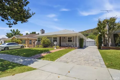 2049 E Glenoaks, Glendale, CA 91206