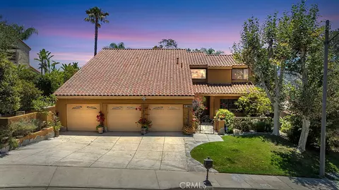 24508 Park Granada, Calabasas, CA 91302