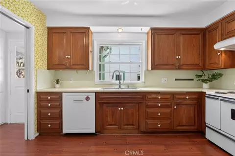 Kitchen - 10538 Ormond, Sunland, CA 91040 photo 2 of 4