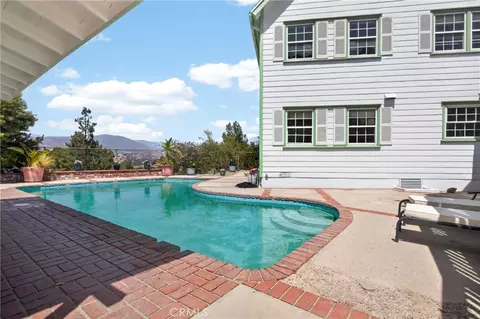 Exterior - 10538 Ormond, Sunland, CA 91040 photo 6 of 14