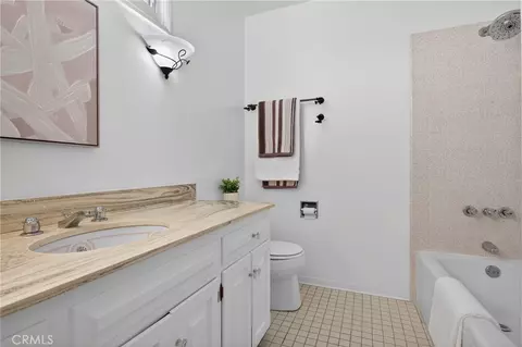 Bath - 10538 Ormond, Sunland, CA 91040 photo 4 of 5
