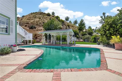Exterior - 10538 Ormond, Sunland, CA 91040 photo 5 of 14